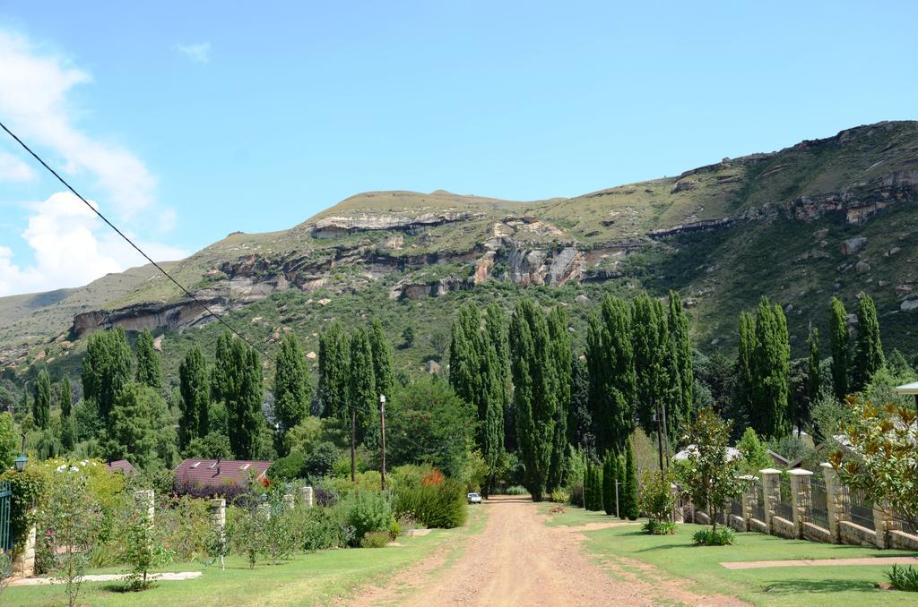 Mont Rouge Hotel Clarens Eksteriør billede